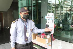 ติดตั้งเครื่องอบรังสี UV สำหรับเอกสาร และพัสดุก่อนรับเข้าพื้นที่